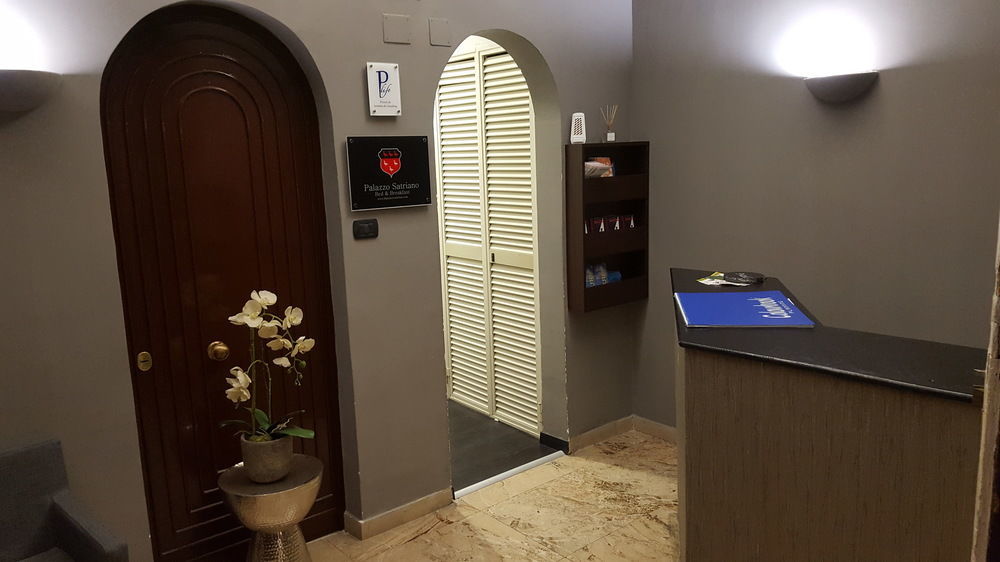 B&B Palazzo Satriano Napoli Eksteriør bilde