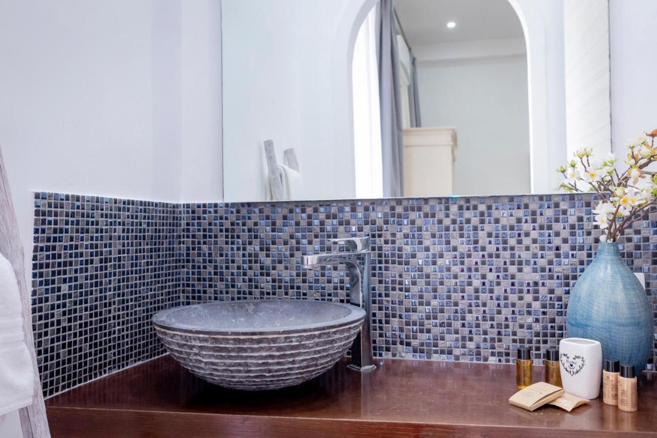 B&B Palazzo Satriano Napoli Eksteriør bilde